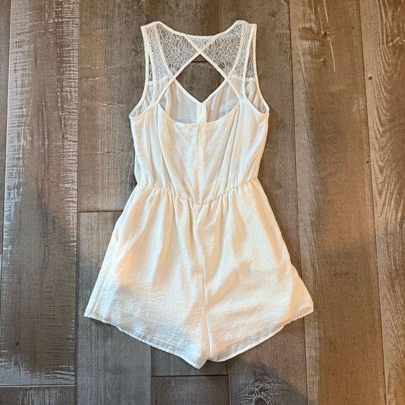 H&M White Lace-Back Romper - Picture 6 of 8